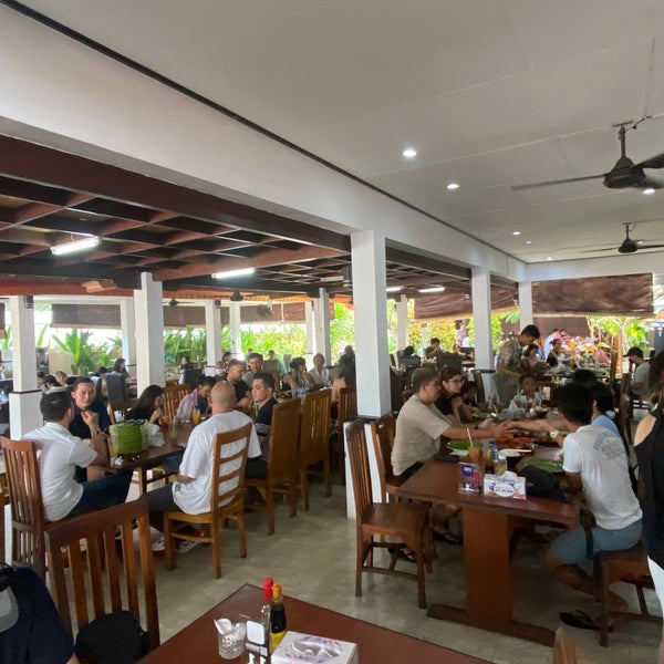 baca.today-warung-bu-rini