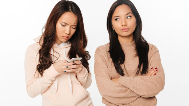 Tren-Oversharing:-Gak-Semua-Hal-Harus-Di-Share-untuk-Diakui