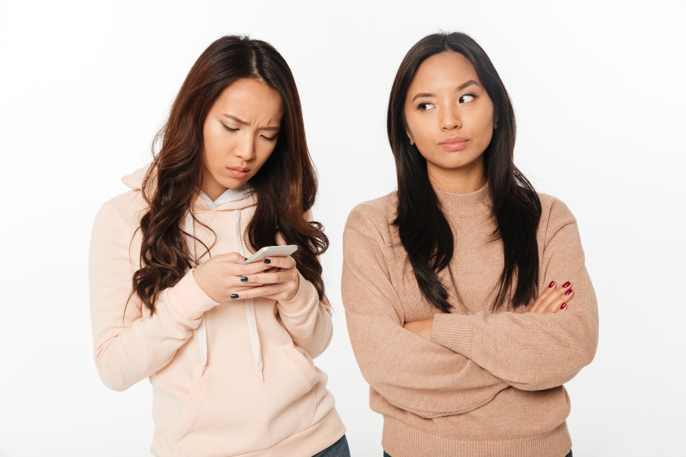 Tren-Oversharing:-Gak-Semua-Hal-Harus-Di-Share-untuk-Diakui