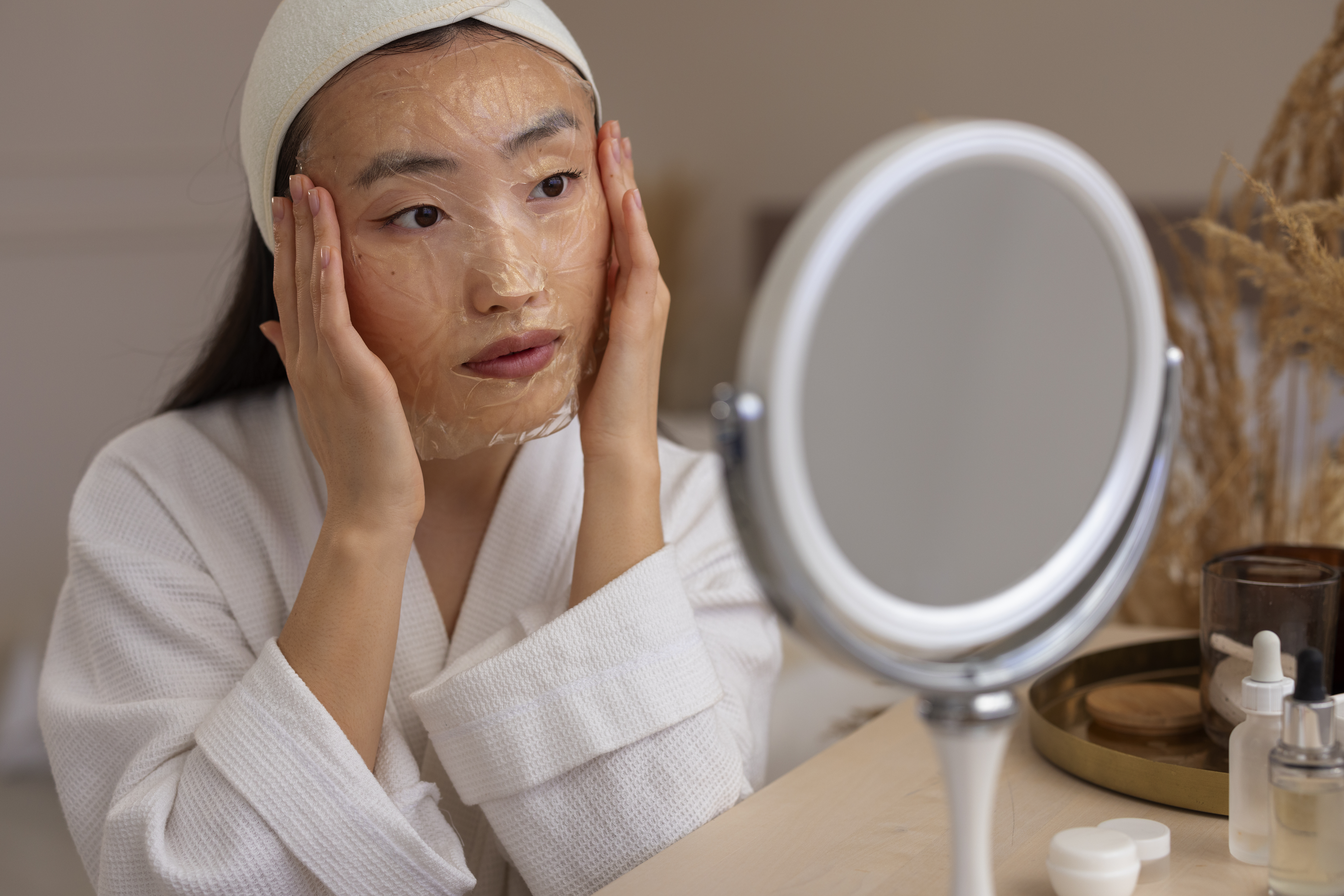 Kulit Berminyak Bukan Berarti Nggak Butuh Pelembab, Ini Kuncinya!