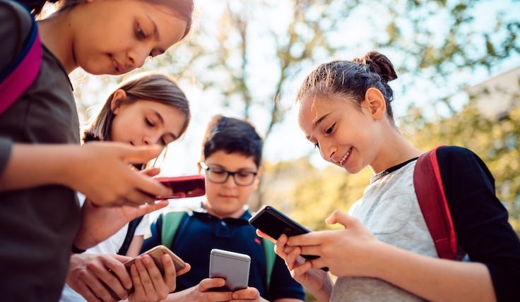 Baca.today-Mengenal Aturan Baru Pembatasan Media Sosial Untuk Anak di Bawah Umur
