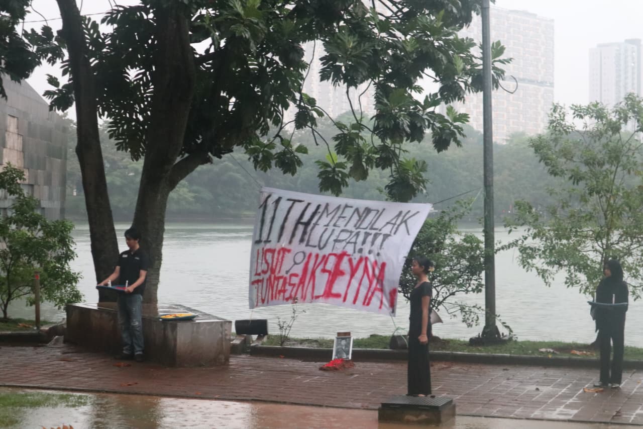Baca.today-11 Tahun Kasus Akseyna, BEM Se-UI Gelar Aksi #UsutTuntasKasusAkseyna