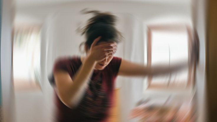 Baca.today-Apa Bedanya Vertigo dengan Pusing Biasa?