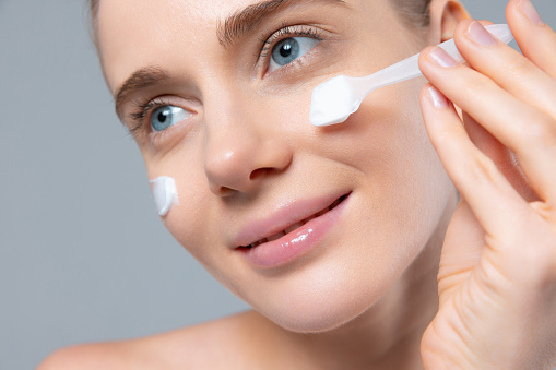 Baca.today-Ceramide dan Manfaatnya untuk Kulit Wajah