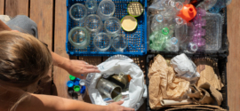 Sampah Plastik Menumpuk? Coba Cara Ini Agar Lebih Bermanfaat