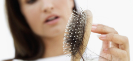 Rambut Rontok Normal vs Tidak Normal, Begini Cara Membedakannya