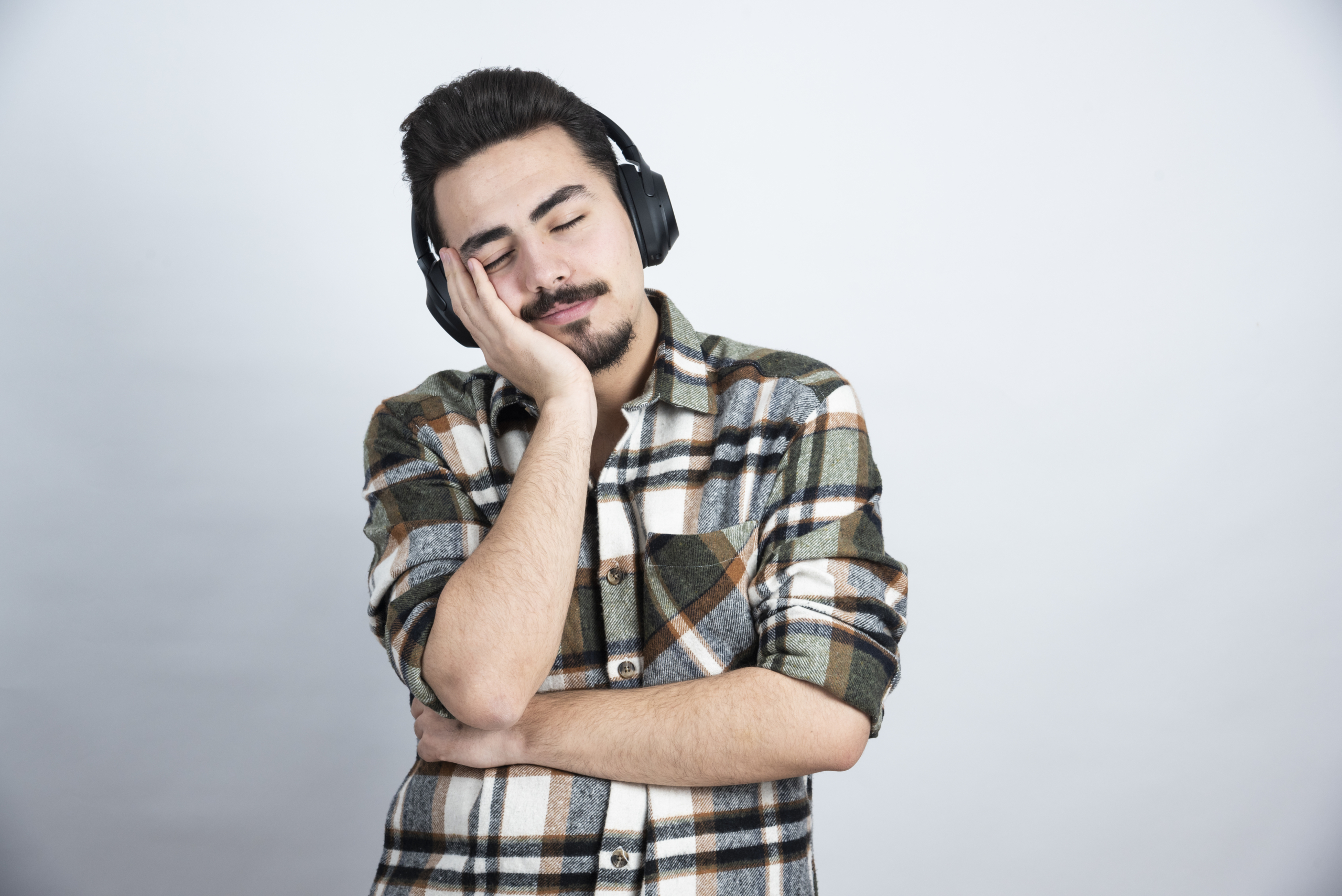 8 Rekomendasi Lagu Memotivasi, Cocok untuk Sendirian