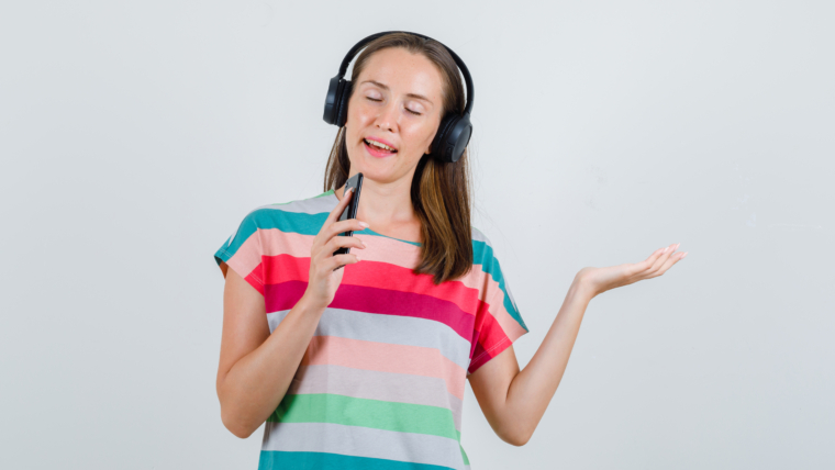 Bukan hanya Sekedar Menyenangkan, Ini 8 Manfaat Mendengarkan Musik